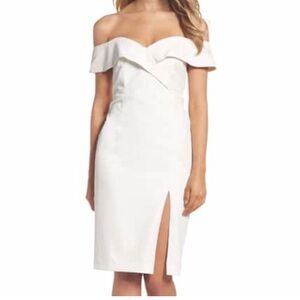 Off the shoulder midi dress w/ Slit Sz Medium